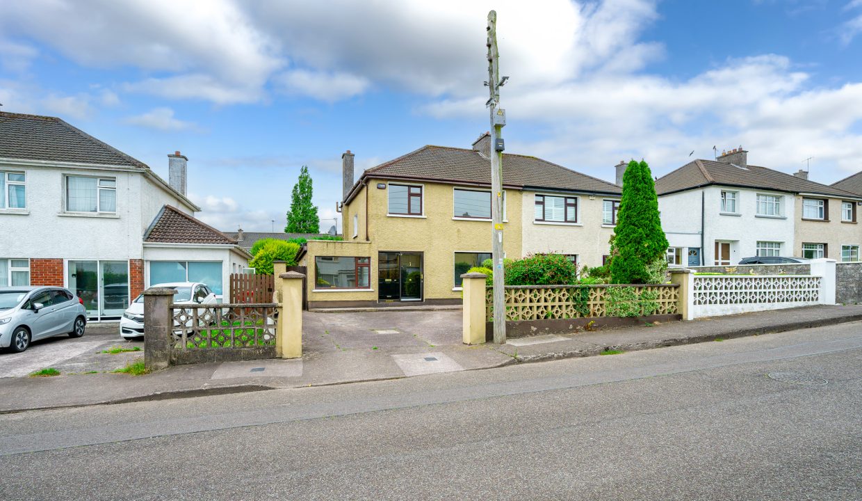 06.30 23 Summerstown Drive, Glasheen, Cork - ERA - H-Pix WEB 02