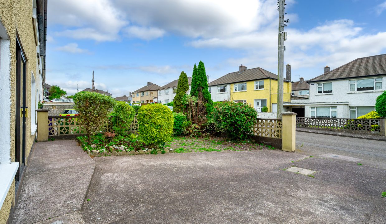 06.30 23 Summerstown Drive, Glasheen, Cork - ERA - H-Pix WEB 04