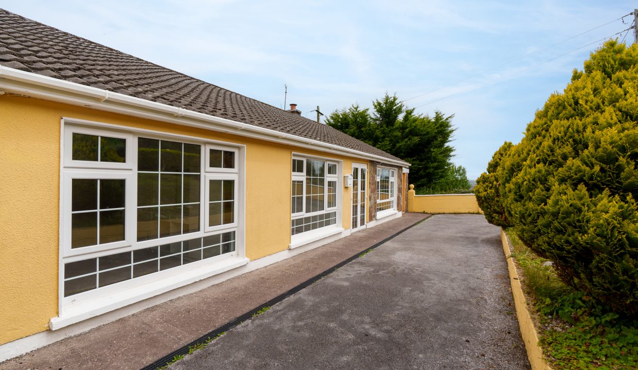 1 Nash_s Boreen, Fairhill - exterior-5
