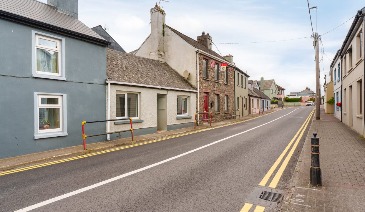 13 Lower Cork St, Macroom - exterior-4