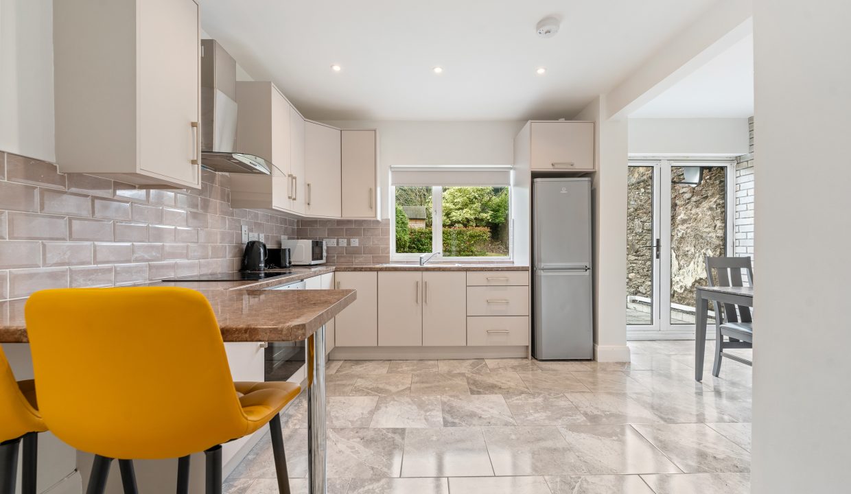 13 Lower Cork St, Macroom - interior-11