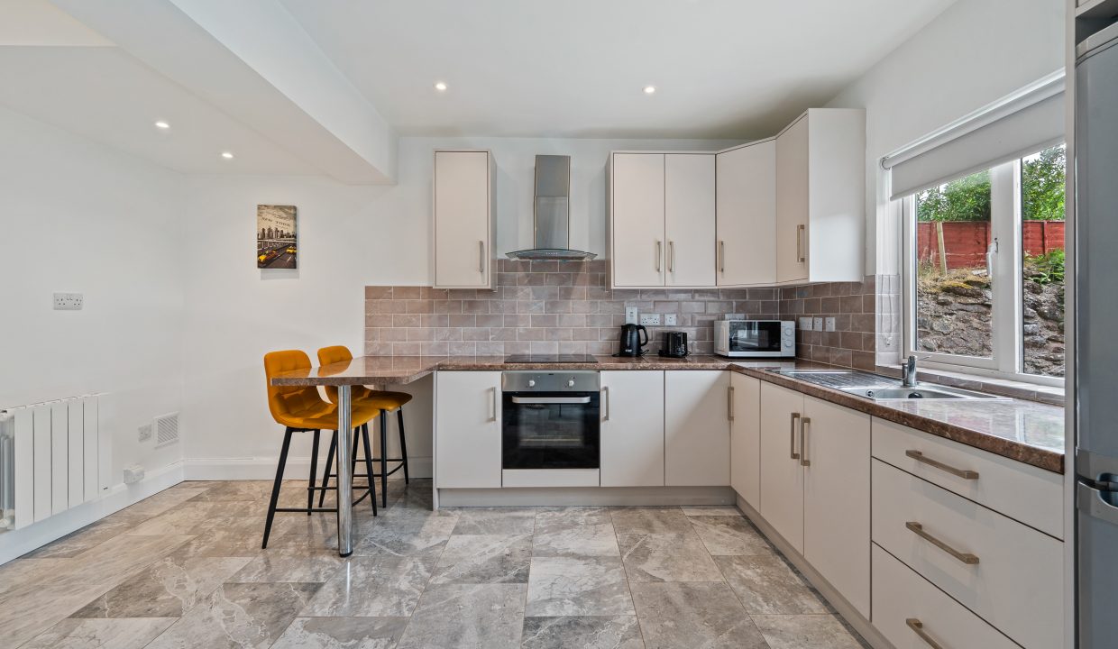 13 Lower Cork St, Macroom - interior-13