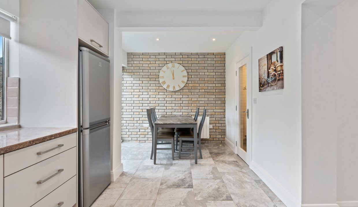 13 Lower Cork St, Macroom - interior-14