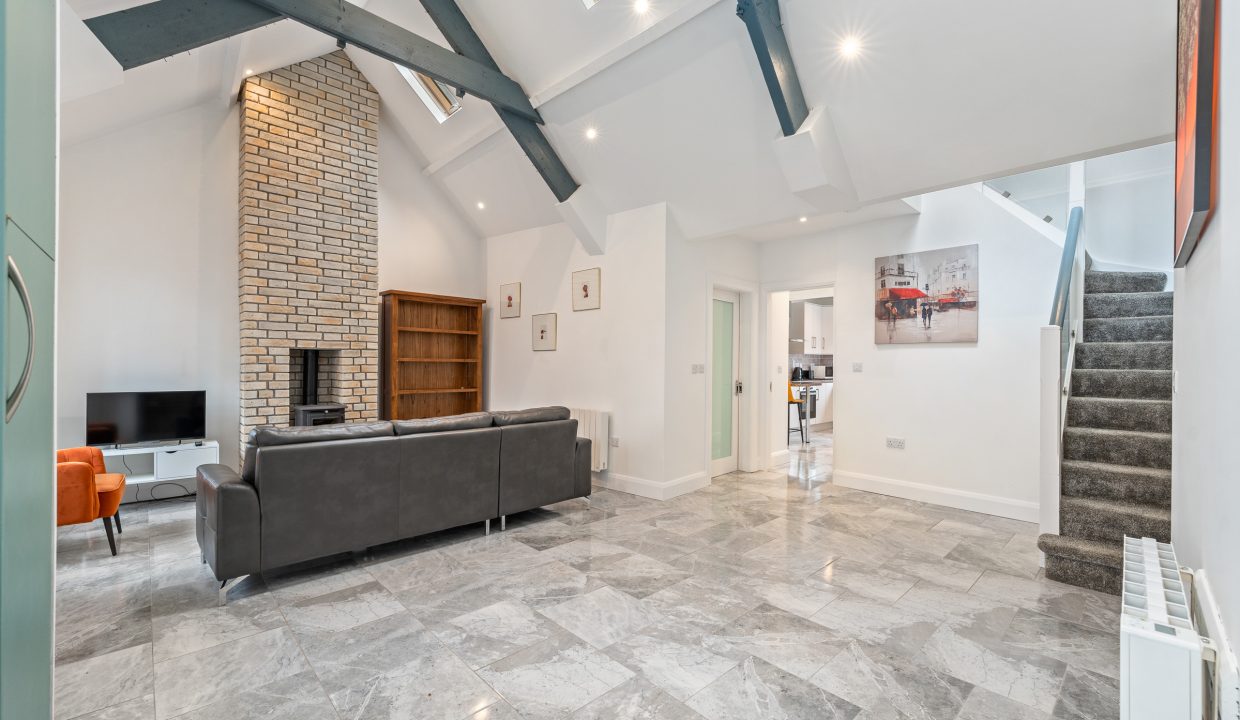 13 Lower Cork St, Macroom - interior-2