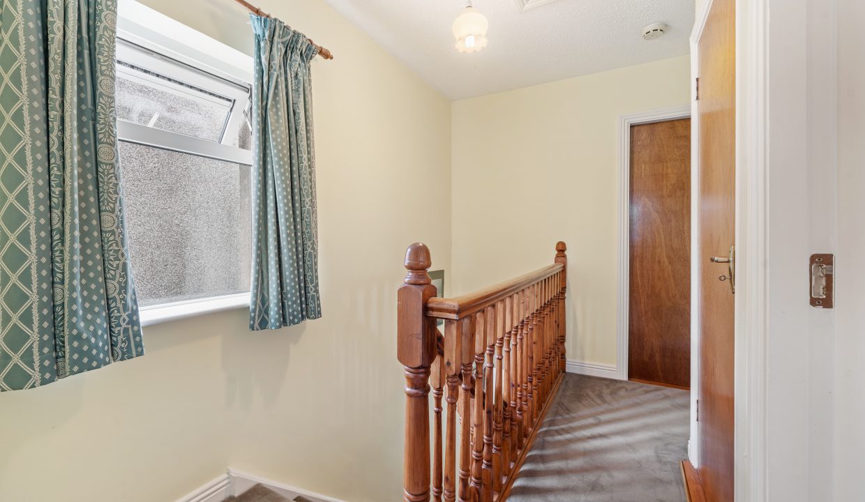 13 The Willows - interior-20