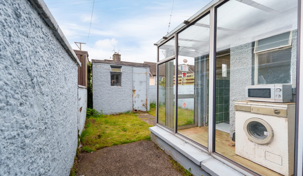 19 Cathedral Road - exterior-1