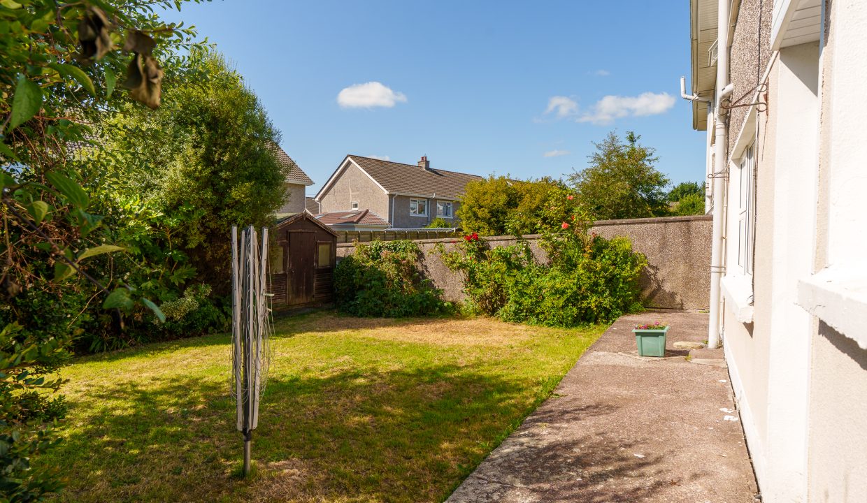 2 Bishopscourt Place - exterior-7