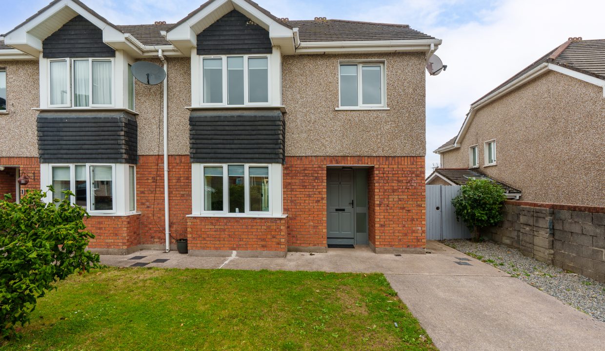 3 The Brambles - exterior-4