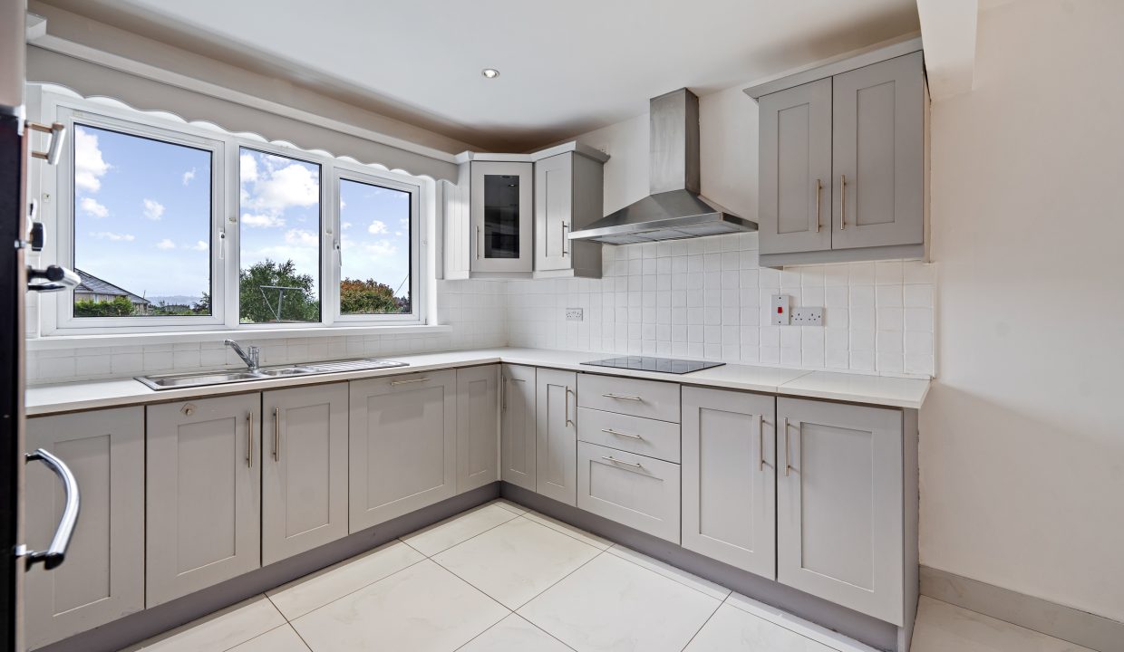 3 The Brambles - interior-11