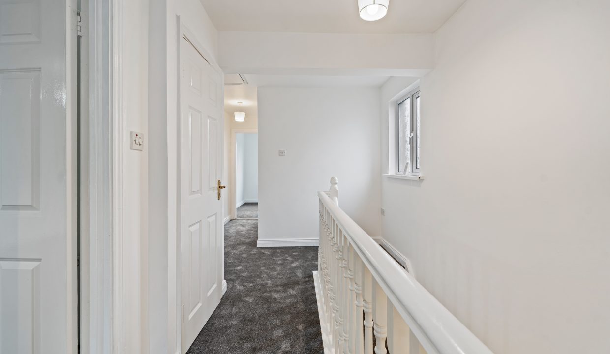 3 The Brambles - interior-16