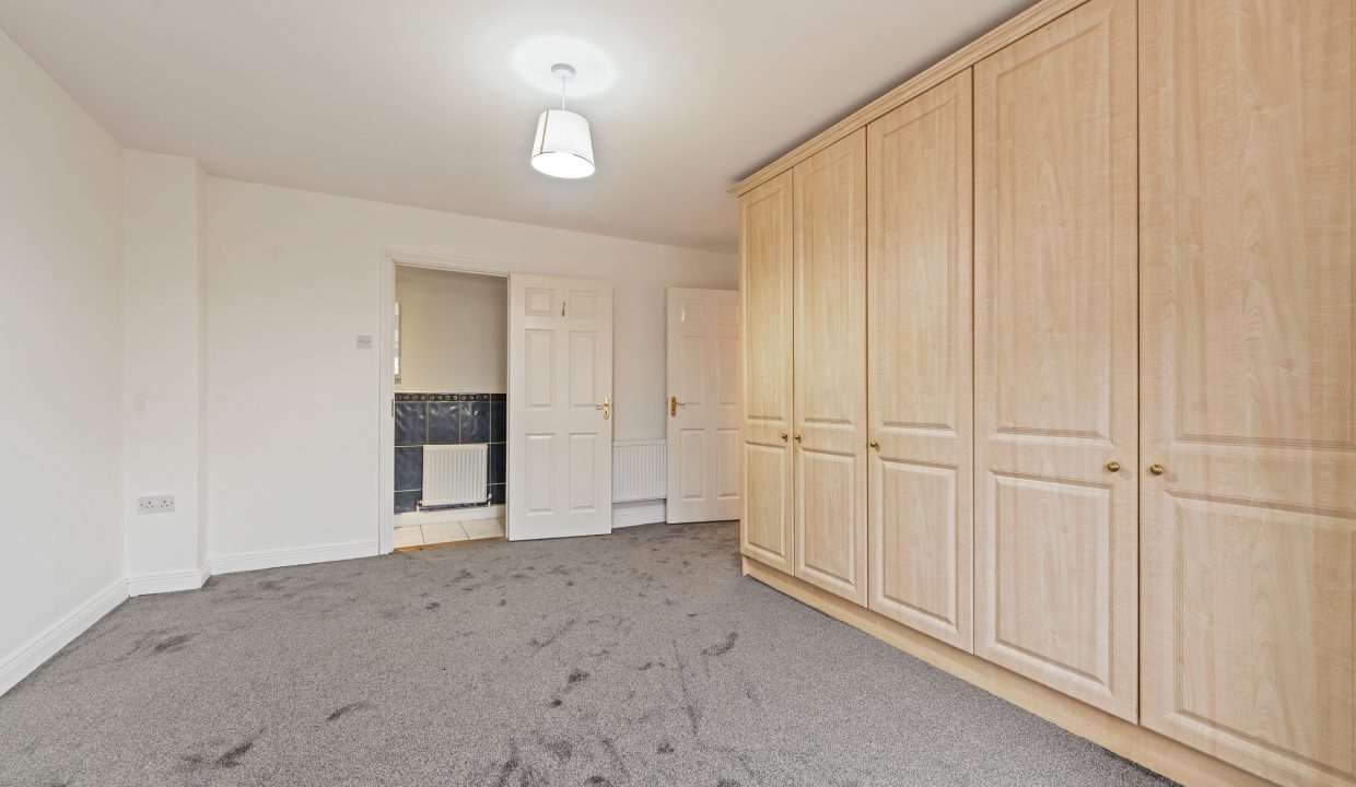 3 The Brambles - interior-18