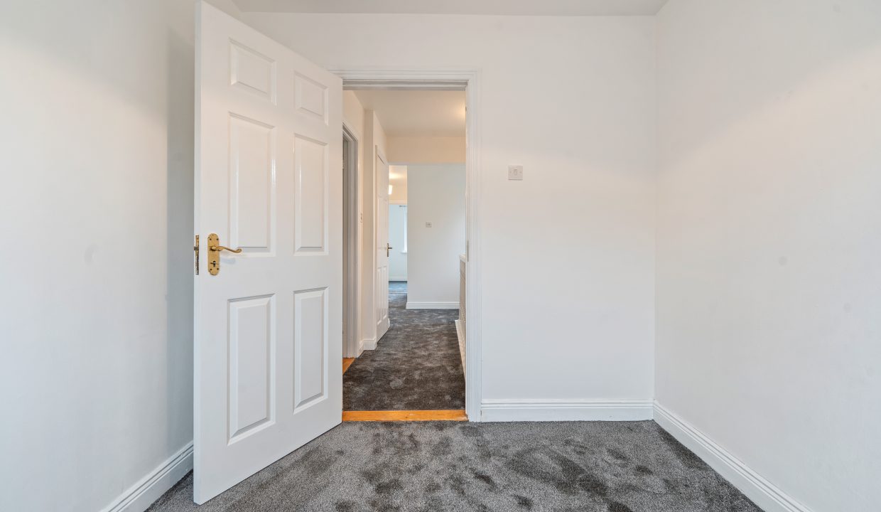 3 The Brambles - interior-21