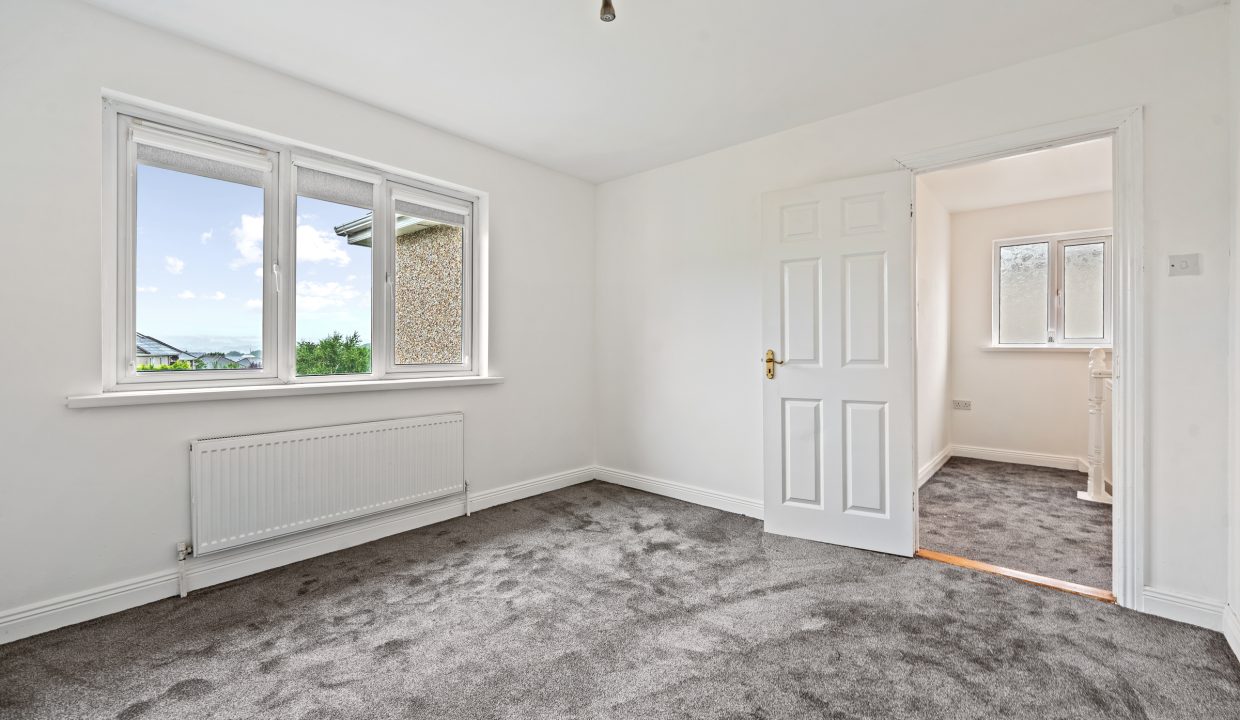 3 The Brambles - interior-23
