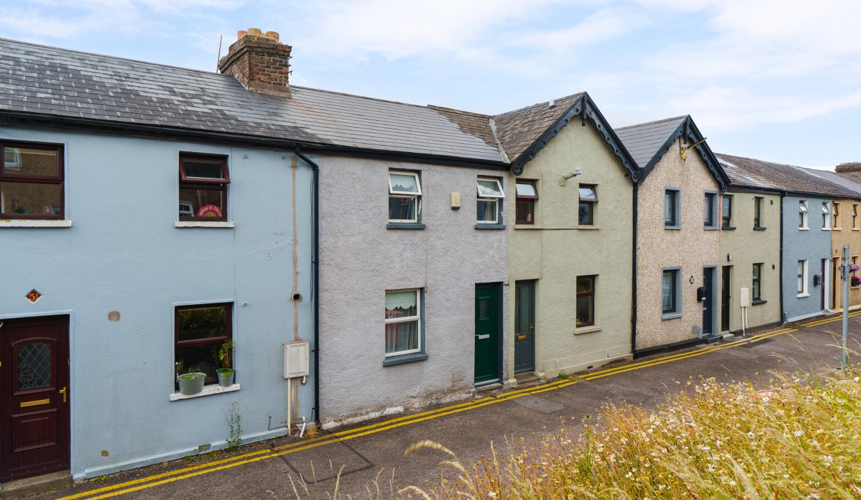 32 Sarsfield_s Terrace - exterior-3