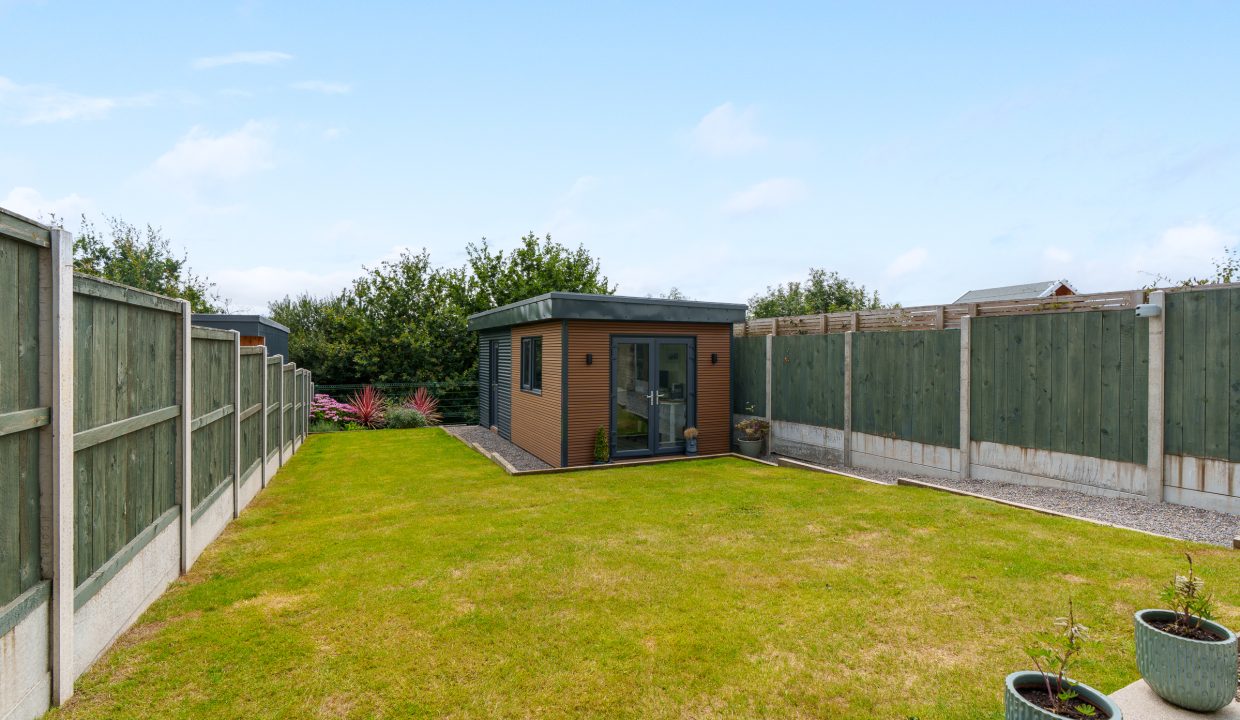 59 Blossom Hill - exterior-7