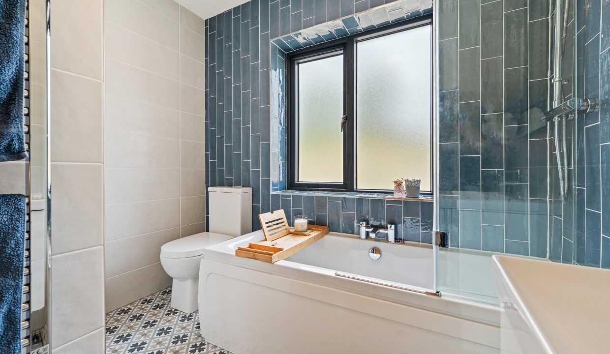 59 Blossom Hill - interior-28