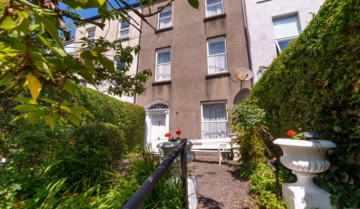 8 Adelaide Terrace - exterior-8