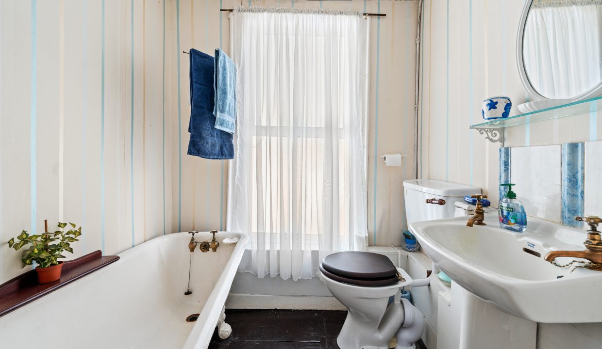 8 Adelaide Terrace - interior-12