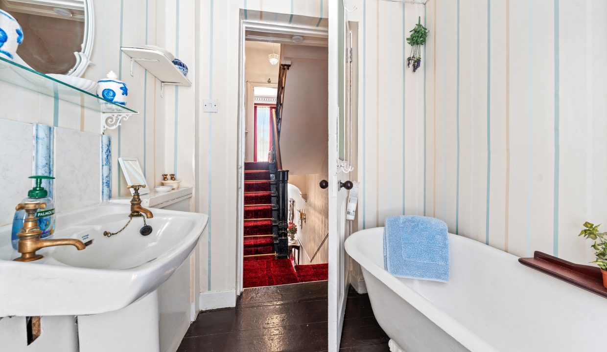 8 Adelaide Terrace - interior-14