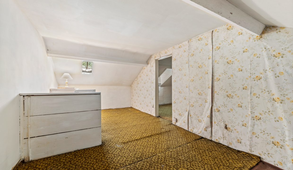 8 Adelaide Terrace - interior-31