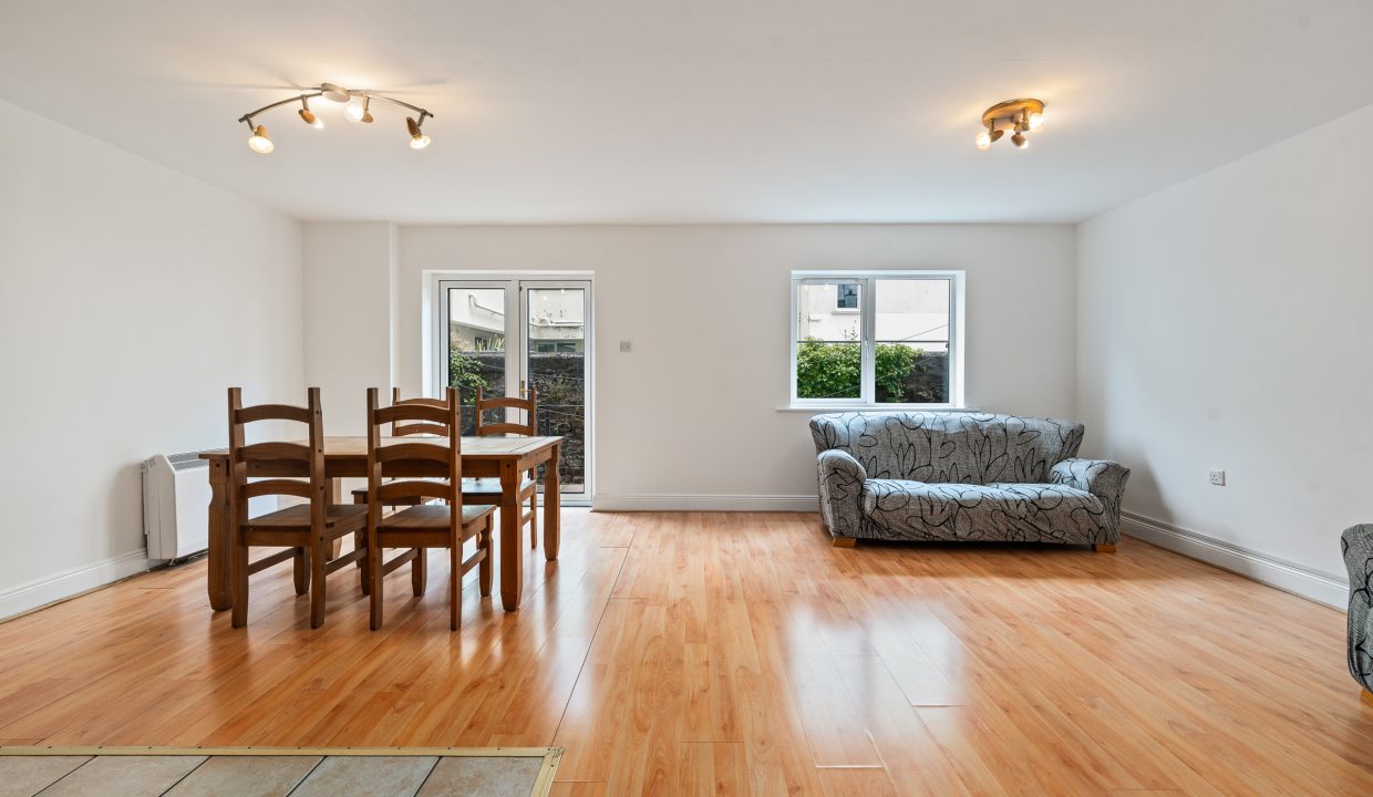 8 The Quays - interior-1