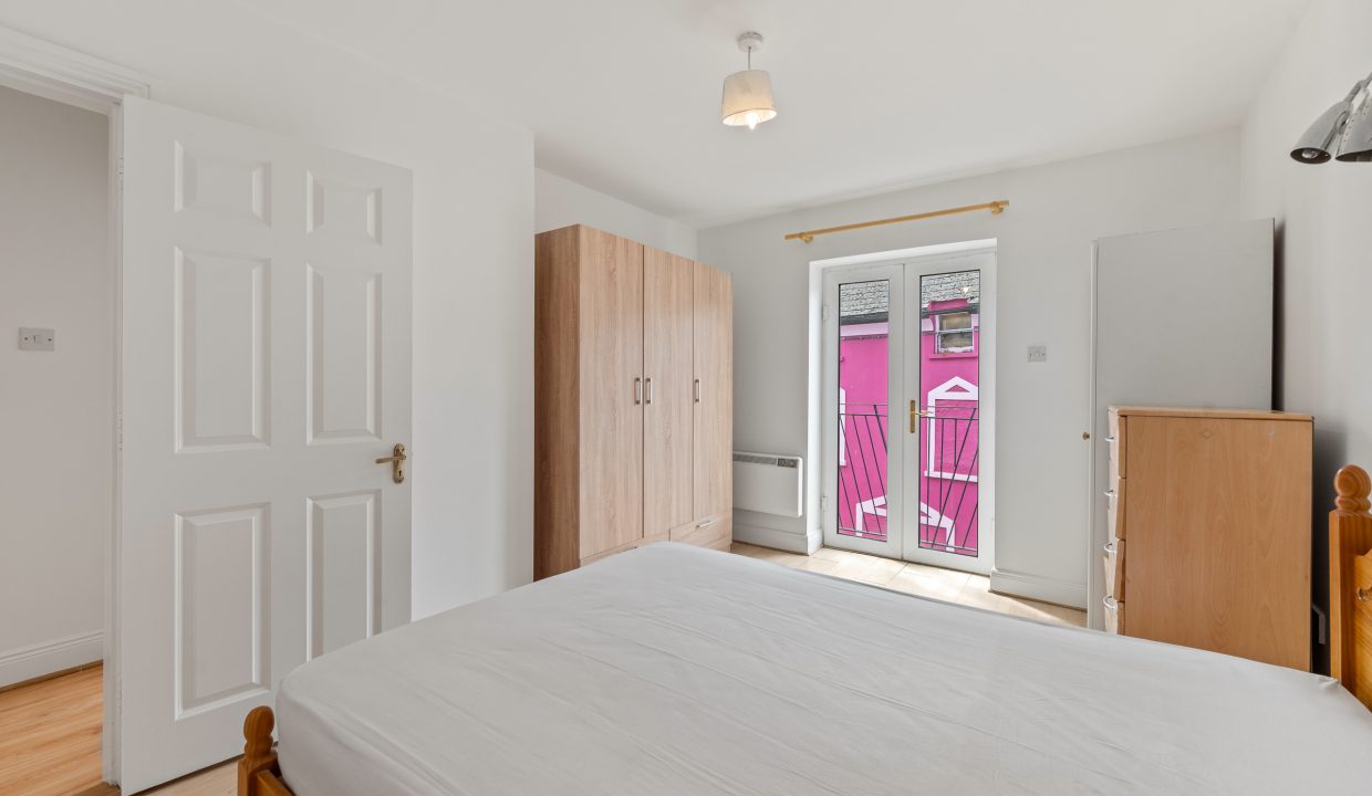 8 The Quays - interior-12