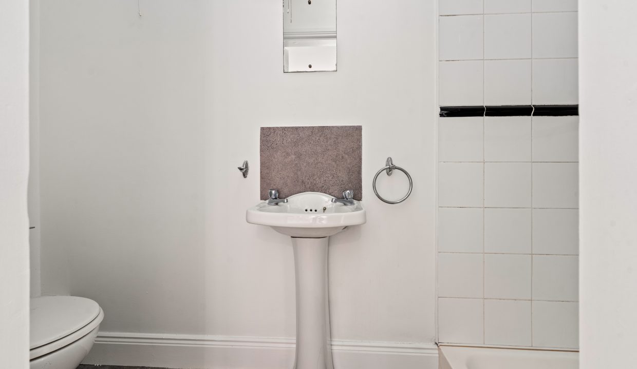 8 The Quays - interior-14