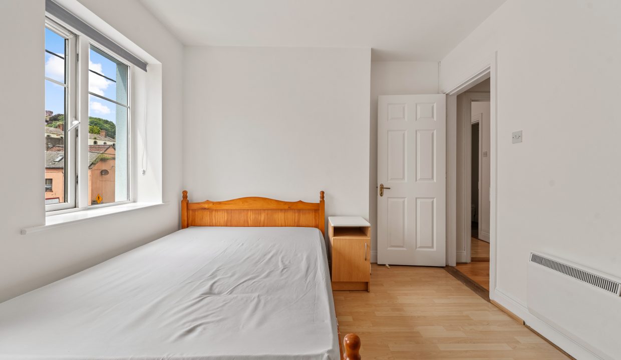 8 The Quays - interior-16