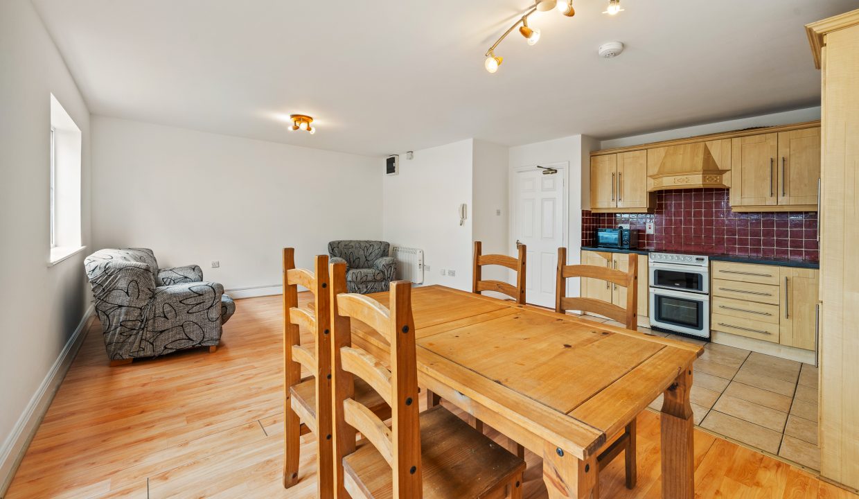 8 The Quays - interior-3
