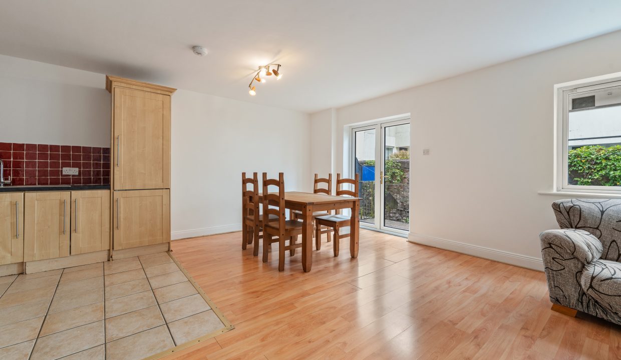 8 The Quays - interior-8
