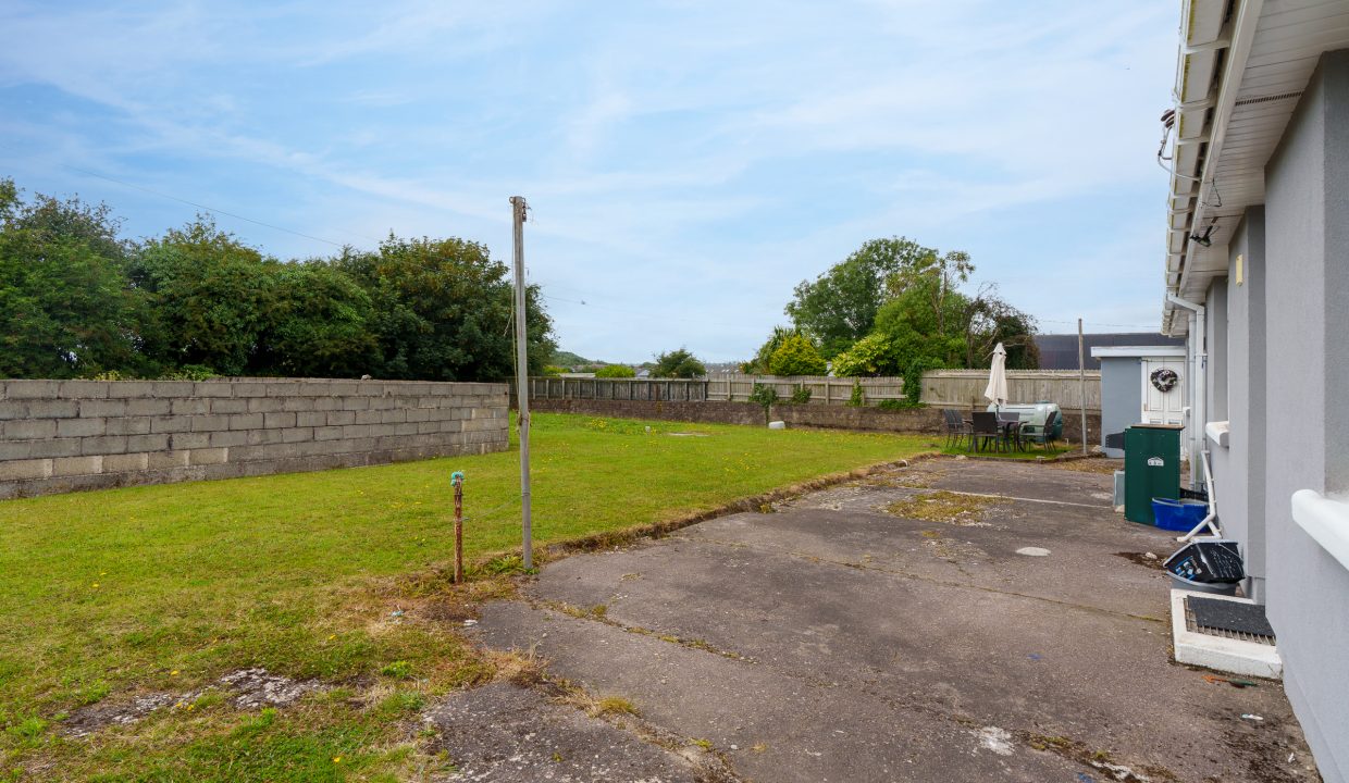 Loughbeg, Ringaskiddy - exterior-1