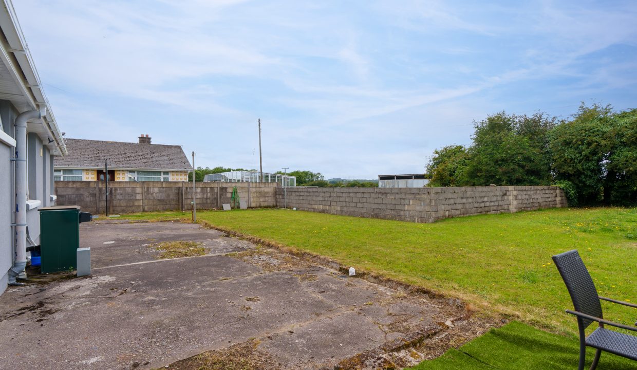 Loughbeg, Ringaskiddy - exterior-4
