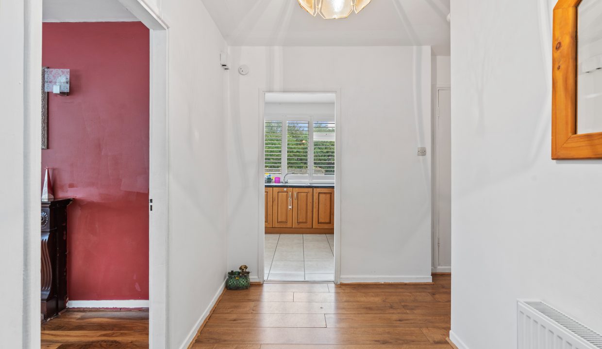 Loughbeg, Ringaskiddy - interior-22
