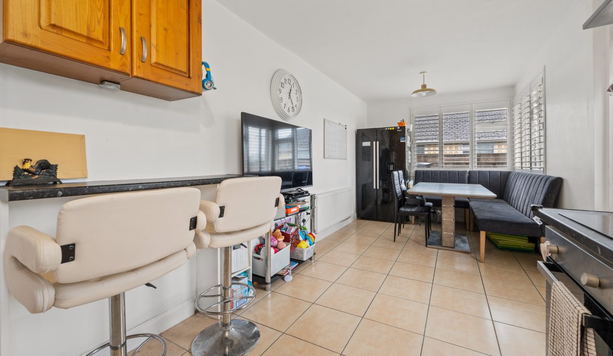Loughbeg, Ringaskiddy - interior-3
