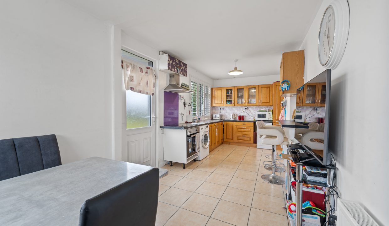 Loughbeg, Ringaskiddy - interior-5