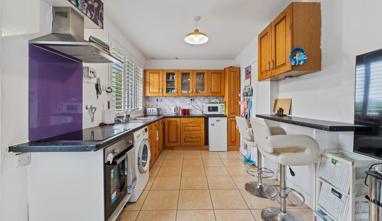 Loughbeg, Ringaskiddy - interior-6