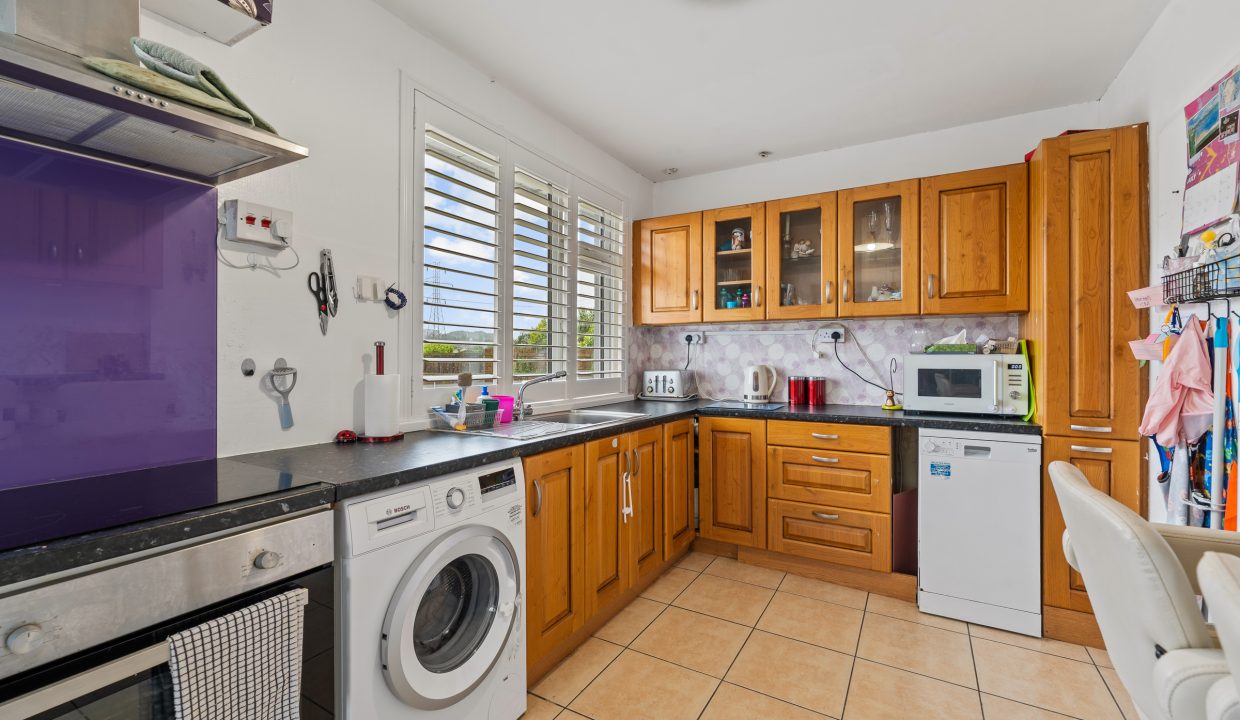 Loughbeg, Ringaskiddy - interior-7