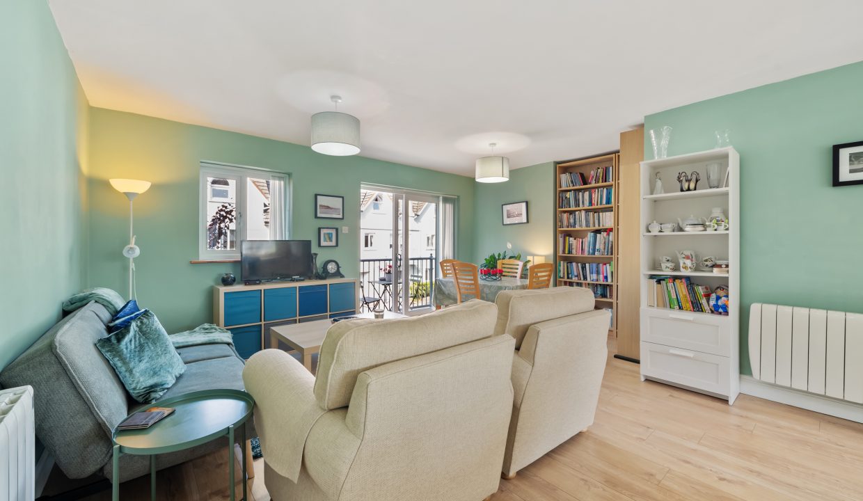 08.12 Apt 4, Granary wharf - ERA - H-Pix WEB 07