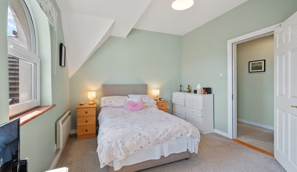 08.12 Apt 4, Granary wharf - ERA - H-Pix WEB 17