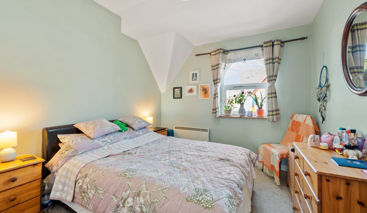 08.12 Apt 4, Granary wharf - ERA - H-Pix WEB 19