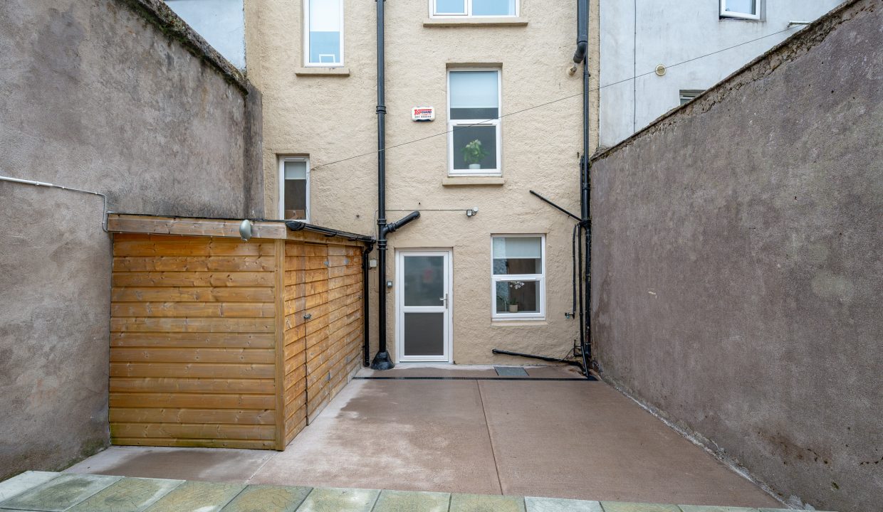 08.13 61 Gerald Griffin Street, Blackpool, Cork - ERA - H-Pix WEB 24