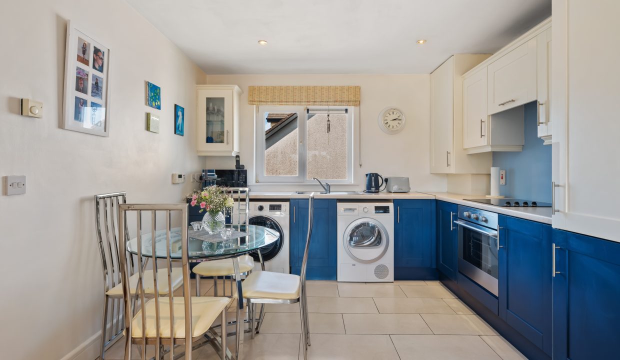 08.21 33 Highfield Ave, Ballincollig - ERA - H-Pix WEB 12