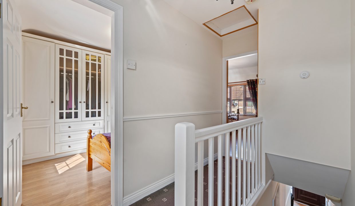 19 Templeacre Avenue - interior-12