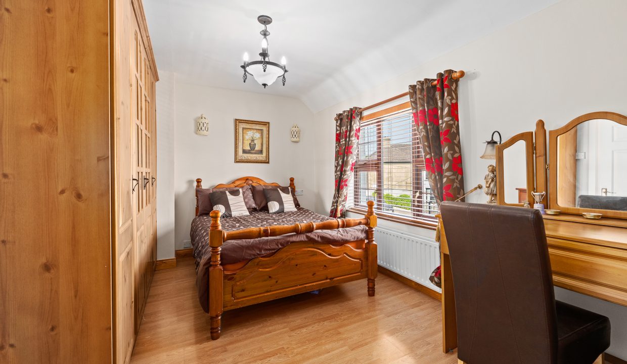 19 Templeacre Avenue - interior-15