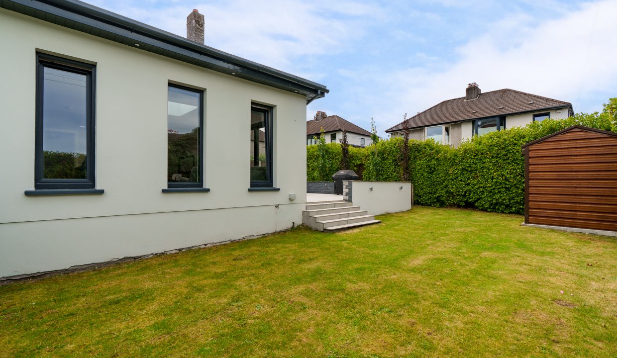 23 Woodlawn - exterior-10