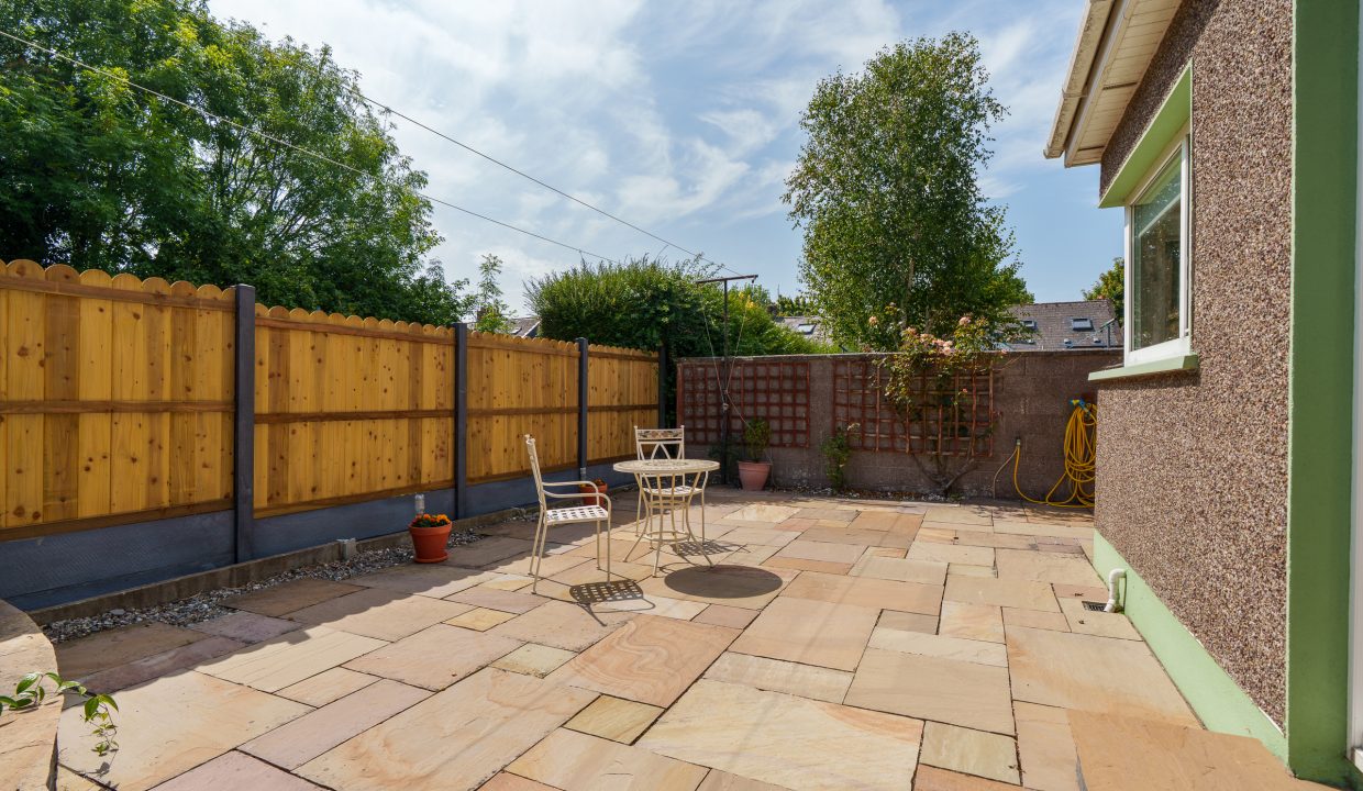 6 Lough Park - exterior-1