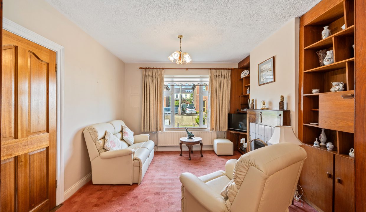 6 Lough Park - interior-10
