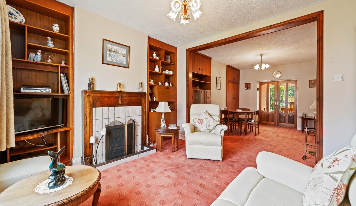 6 Lough Park - interior-11