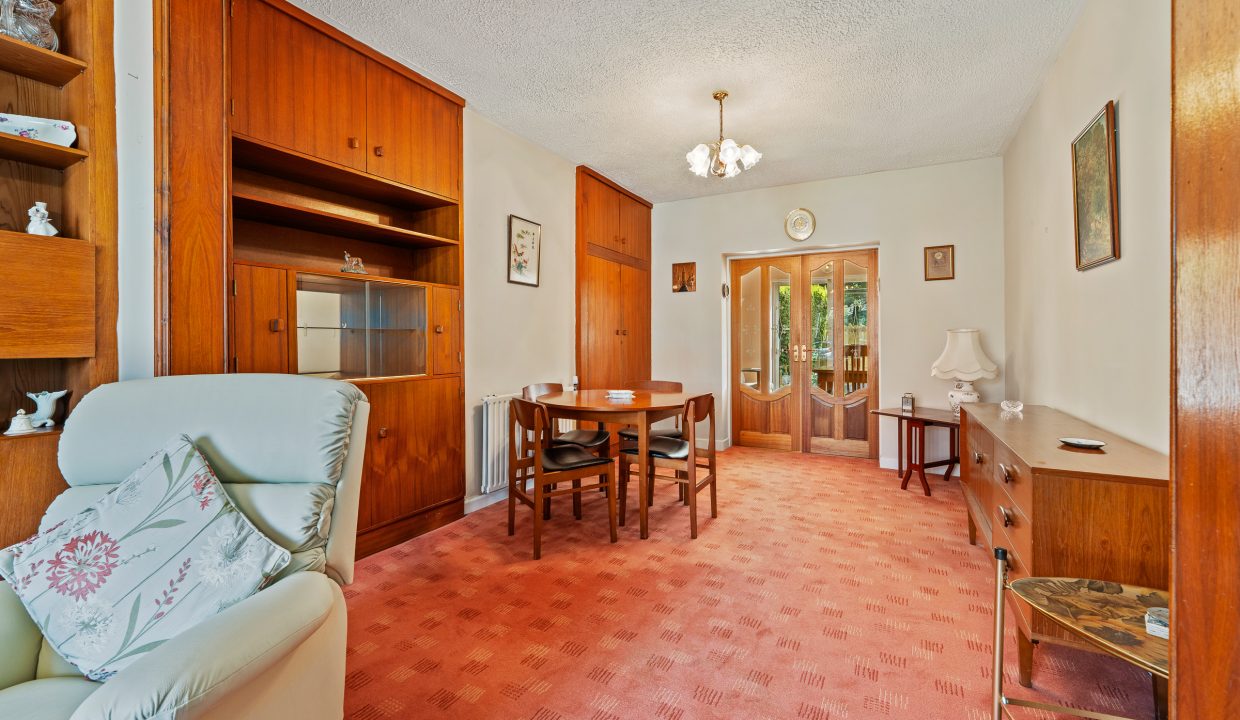 6 Lough Park - interior-12
