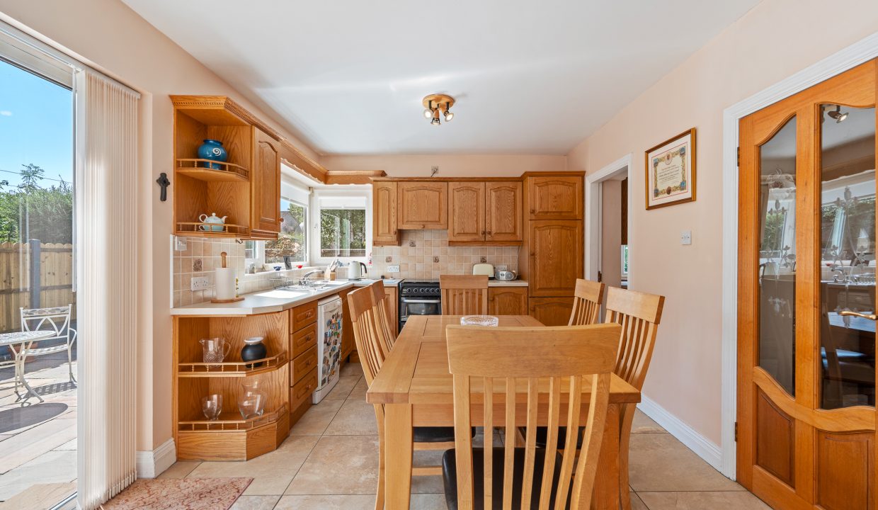 6 Lough Park - interior-5